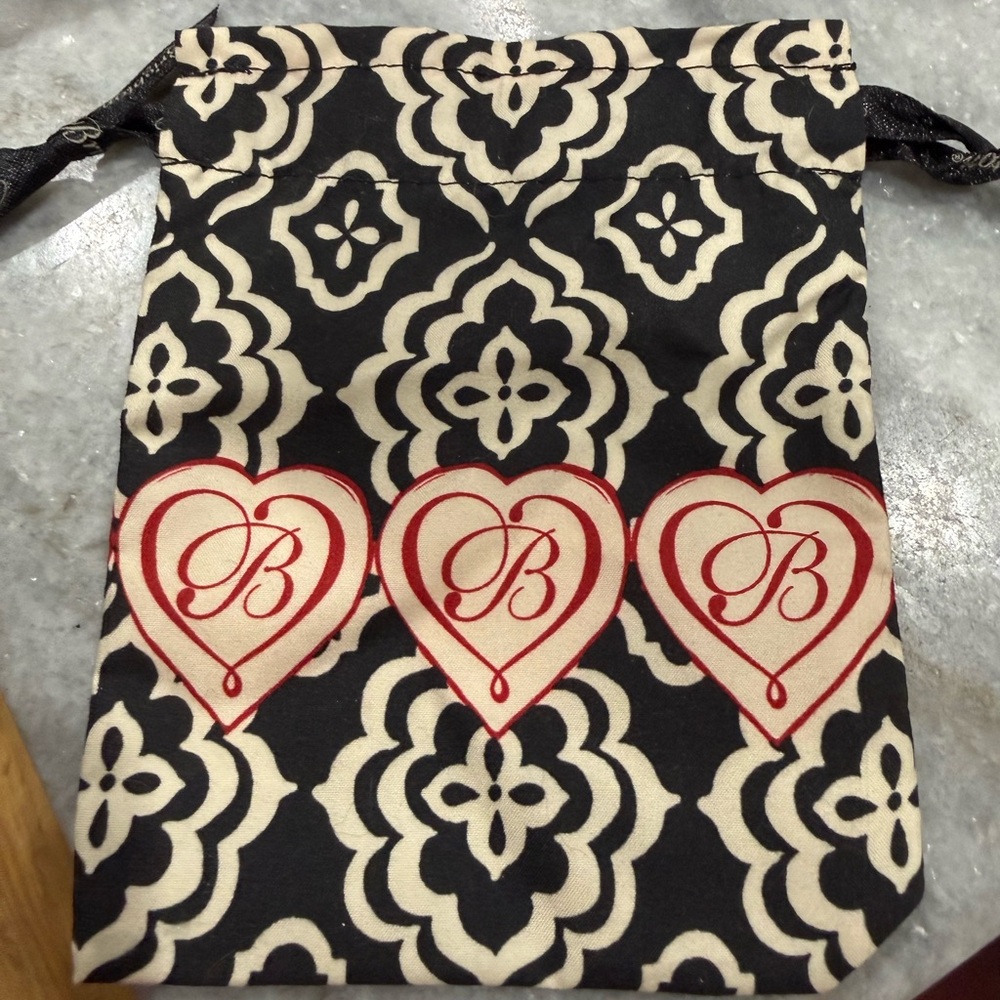 Brighton Monogrammed B Dustbag in Black and Cream with Red Accents, 4x 6 1/2”.